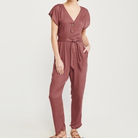Abercrombie & Fitch Pants - EUC Abercrombie & Fitch Dolman Sleeve Jumpsuit pink/red small